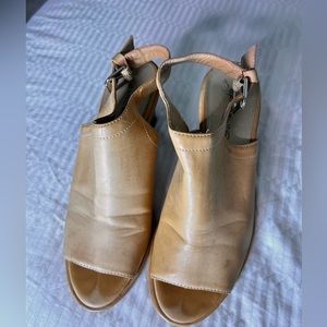 Bandolino Tan Open Toed Block Heeled Boots